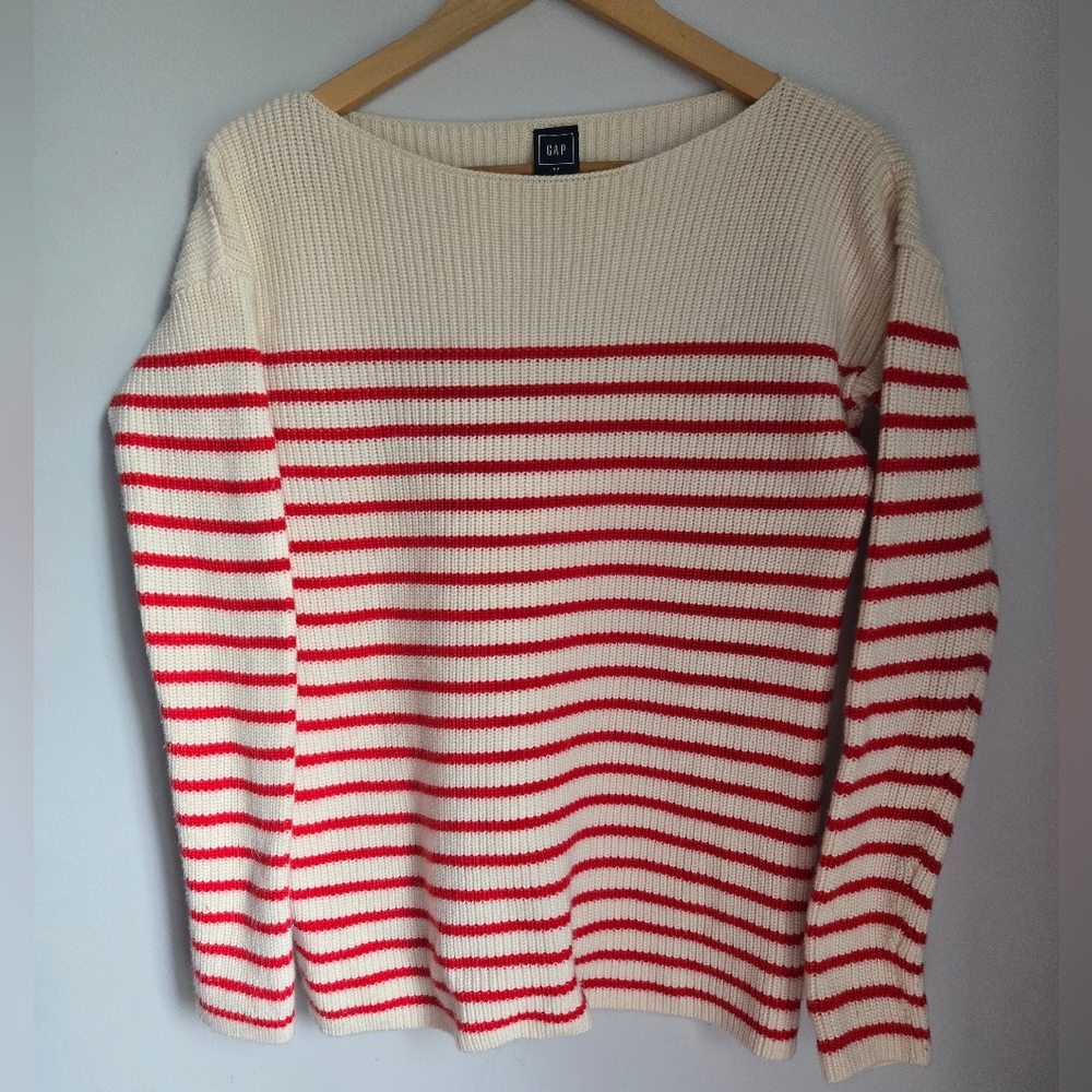GAP Women's Red and Cream Striped Extra Fine Merino Wool Blend Sweater